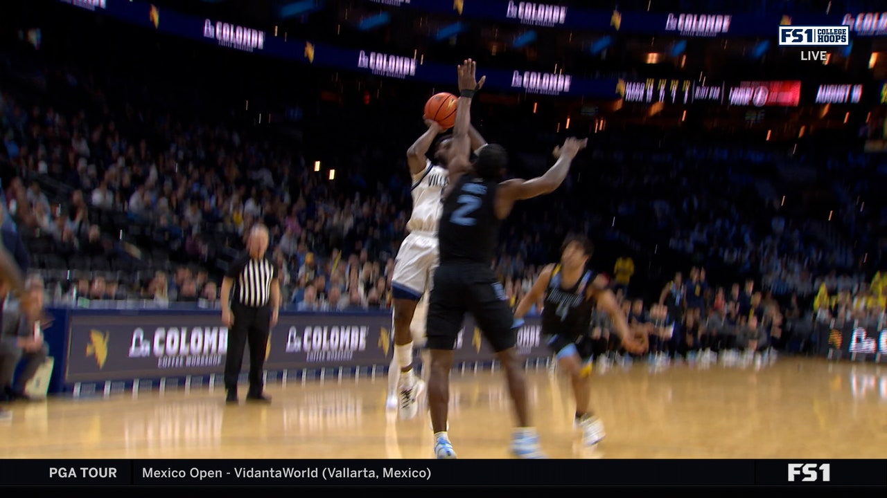 Villanova's Wooga Poplar makes pull-up jumper to extend lead against Marquette